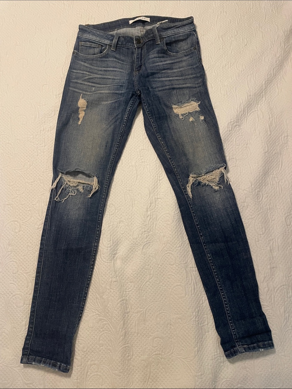 eunina perfect Blue wash Distressed Skinny Jeans
